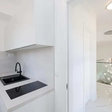 Villa Odeona Zadarvillas *